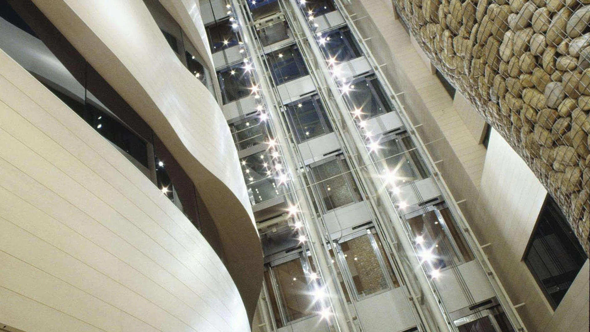 The Artist Grand Hotel Of Art Бильбао