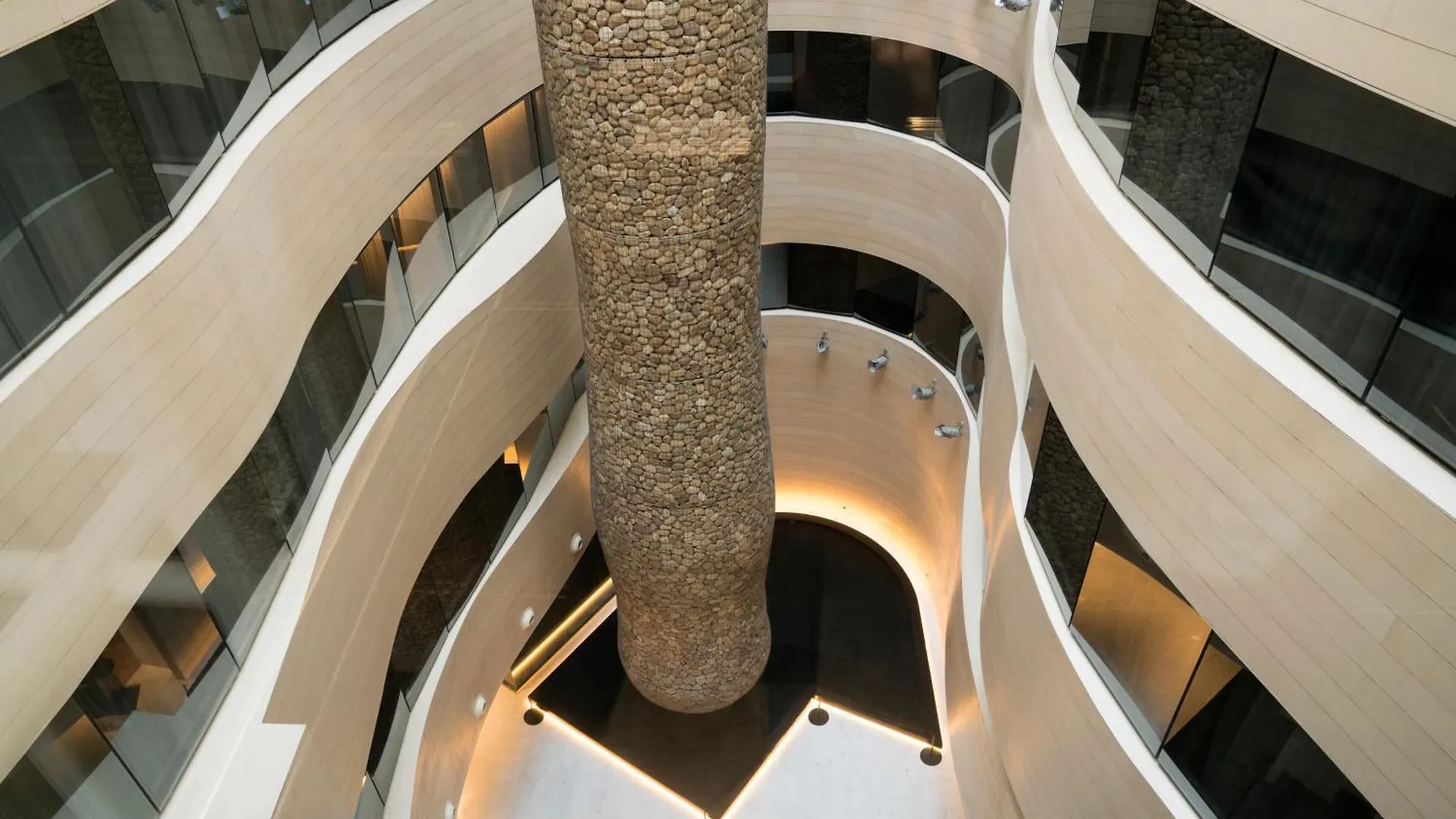 The Artist Grand Hotel Of Art Bilbao