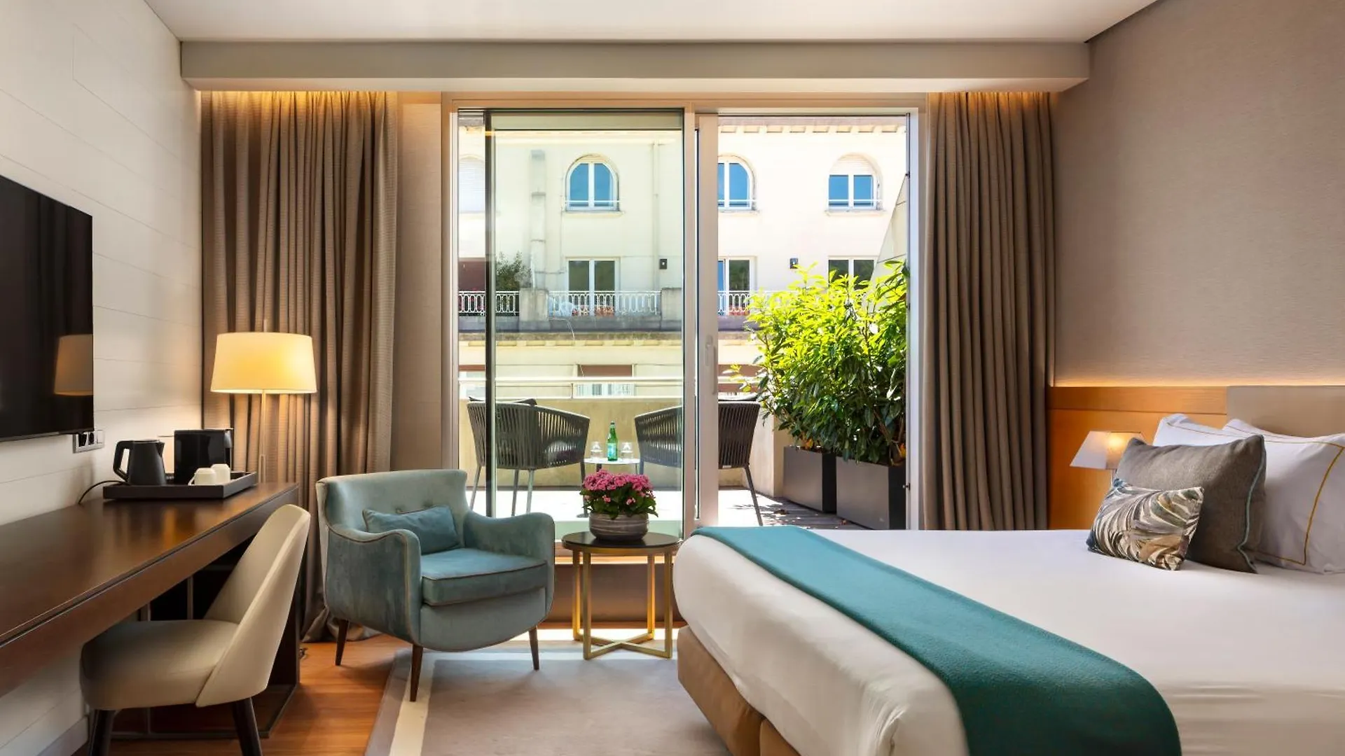 The Artist Grand Hotel Of Art Bilbao