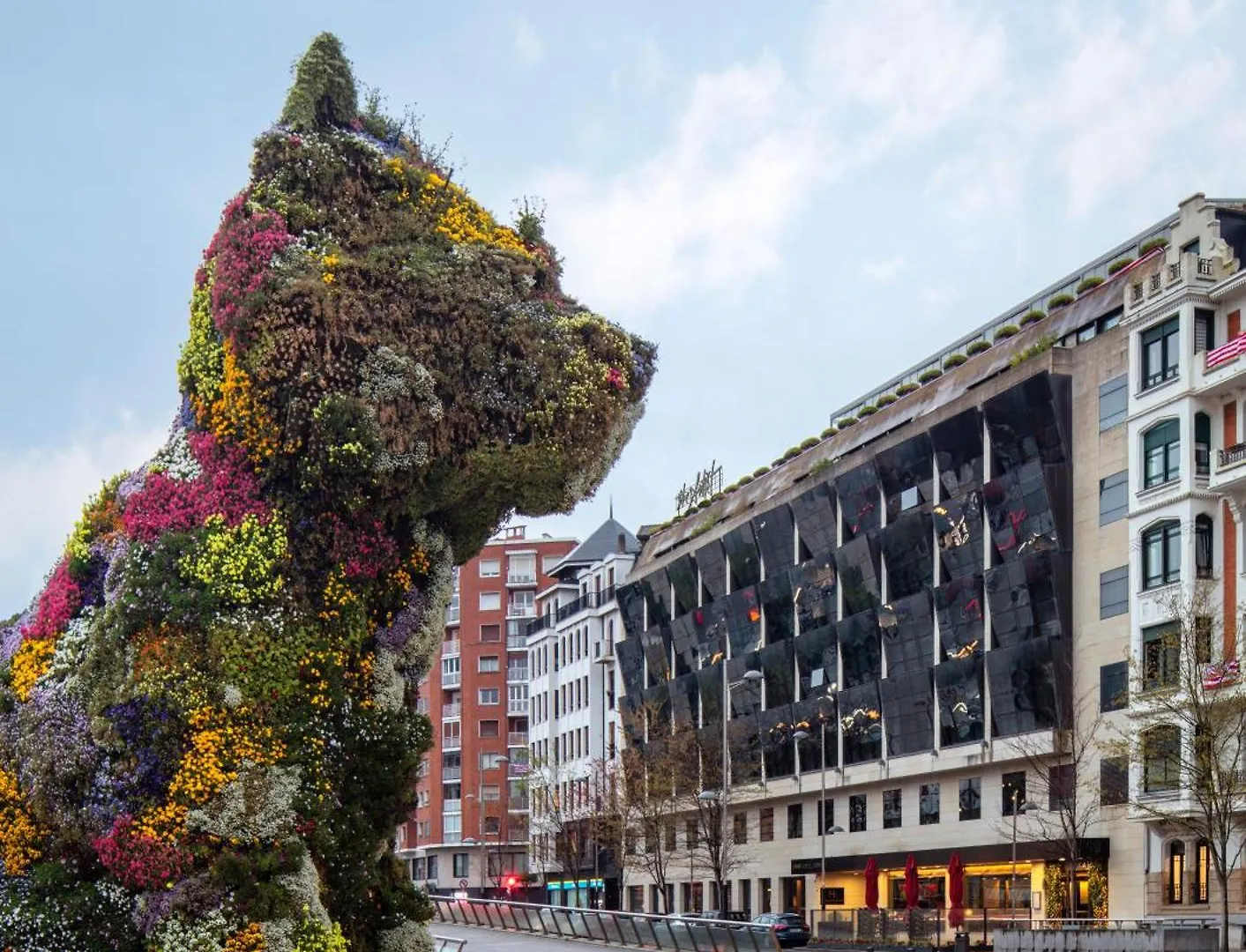 The Artist Grand Hotel Of Art Bilbao 5*,